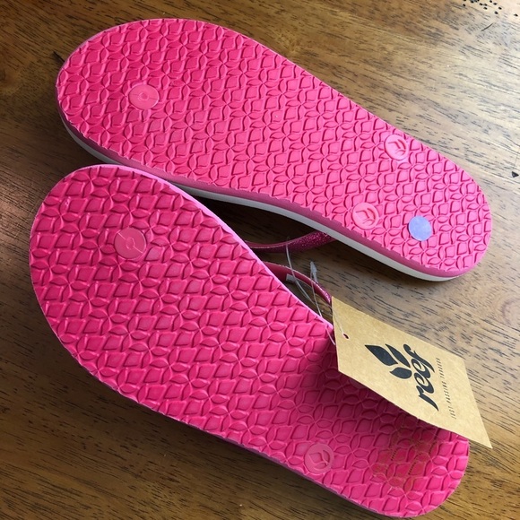 Reef Youth Flip Flops NWT - Picture 6 of 8
